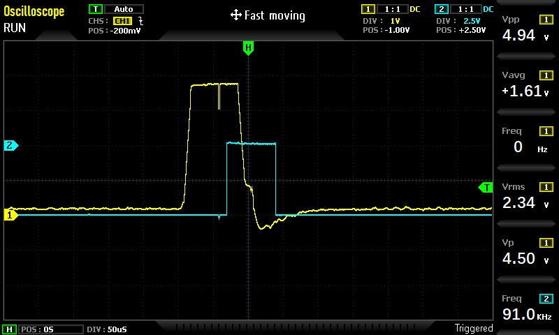 Click image for larger version  Name:	19preamp-output-with-a-low-damping-resistor-and-sample-pulse.jpg Views:	0 Size:	70.7 KB ID:	429496