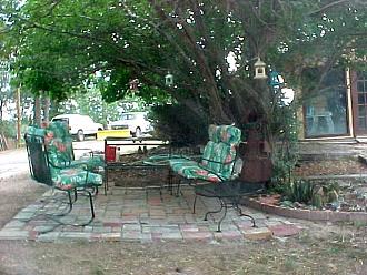 Click image for larger version  Name:	Front Patio_002b.jpg Views:	0 Size:	89.6 KB ID:	436418