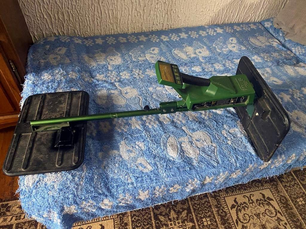 Click image for larger version

Name:	Master Hunter CX 01.jpg
Views:	190
Size:	313.0 KB
ID:	442670